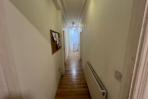House share to rent, Sheila House, North Circular Road, Golders Green, NW11