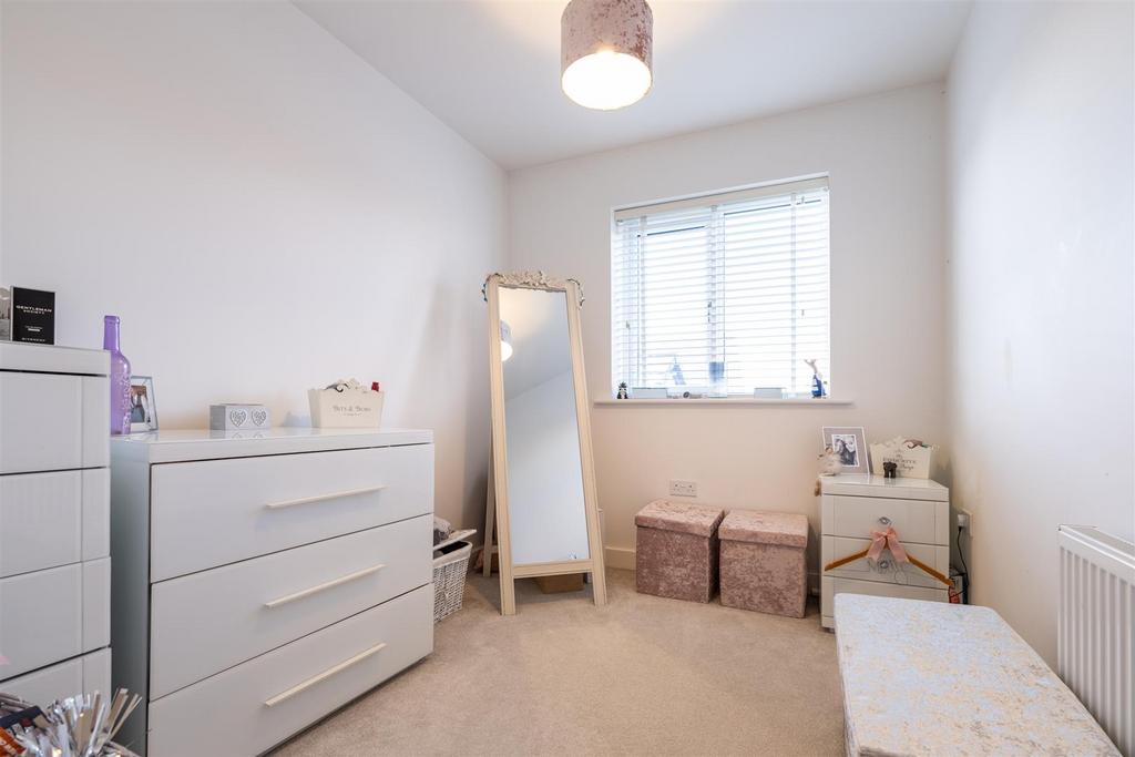 Bedroom 2 .jpg
