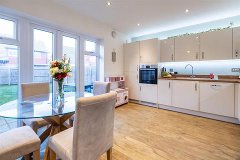 3 bedroom detached house for sale, Pincords Lane, Cranfield, Bedford