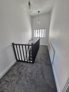 1 bedroom flat to rent, Burton-on-Trent, DE14