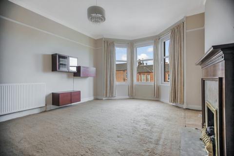 3 bedroom flat for sale, 8 Willowbrae Gardens, Willowbrae, Edinburgh, EH8 7EW