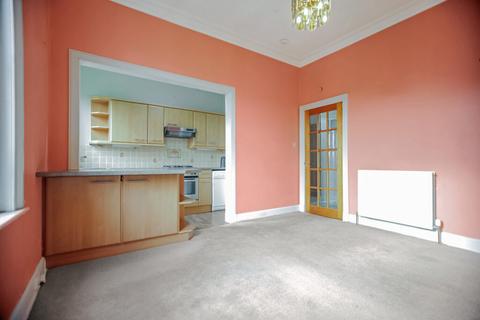 3 bedroom flat for sale, 8 Willowbrae Gardens, Willowbrae, Edinburgh, EH8 7EW