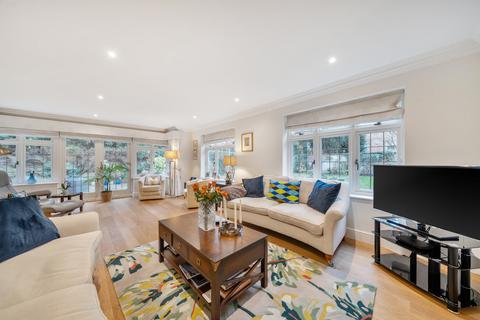 4 bedroom house for sale, Heatherfield Lane, Weybridge, Surrey, KT13