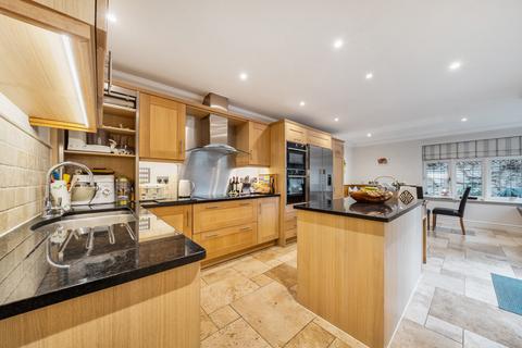 4 bedroom house for sale, Heatherfield Lane, Weybridge, Surrey, KT13