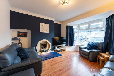 3 bedroom semi-detached house for sale, Belle Vue Park West, Ashbrooke, Sunderland