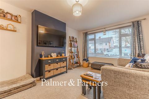 3 bedroom semi-detached house for sale, Aldercroft Road, Ipswich, Suffolk, IP1