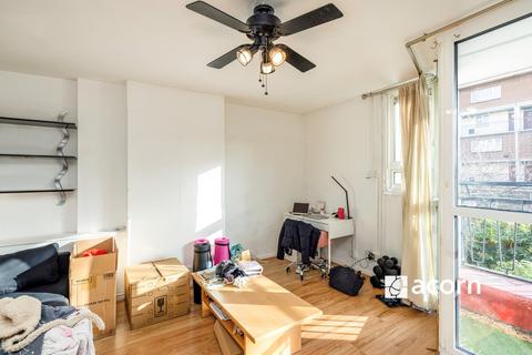 3 bedroom flat to rent, Walworth Place London SE17