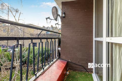3 bedroom flat to rent, Walworth Place London SE17