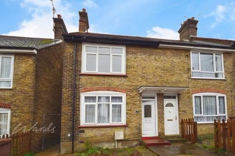 2 bedroom terraced house to rent, Third Avenue Gillingham ME7