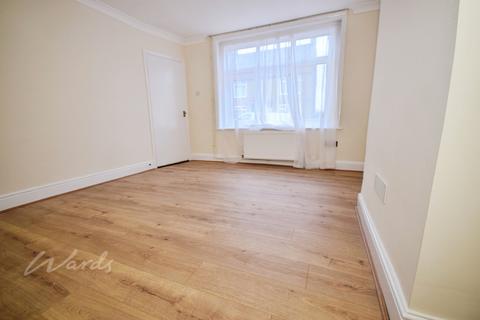 2 bedroom terraced house to rent, Third Avenue Gillingham ME7
