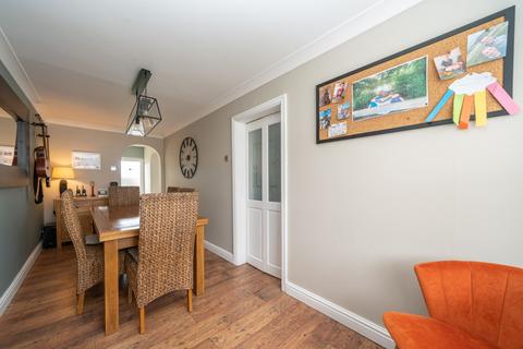 undefined, Canesworde Road, Dunstable, LU6