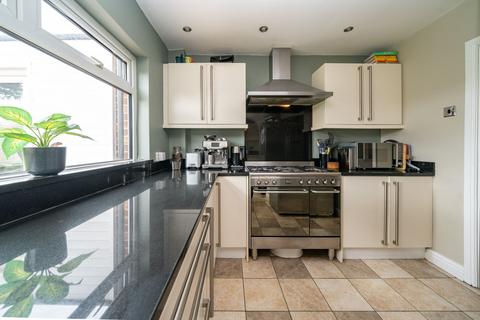 undefined, Canesworde Road, Dunstable, LU6
