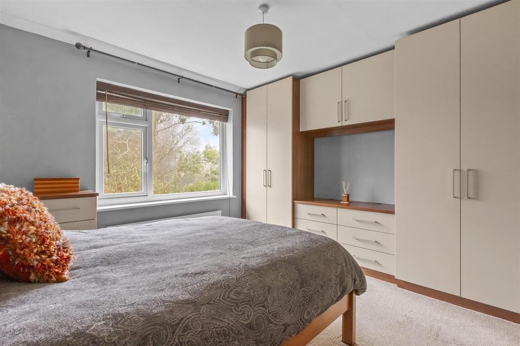 35 Ellsworth Rd, HP11 2 TU-4.jpg