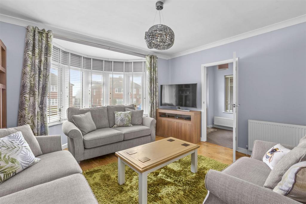 35 Ellsworth Rd, HP11 2 TU-6.jpg