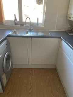 undefined, St. James Road, Sutton SM1