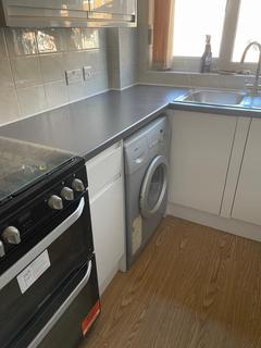 undefined, St. James Road, Sutton SM1