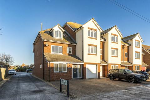 4 bedroom end of terrace house for sale, Shaftesbury Place, Rustington, Littlehampton, West Sussex, BN16