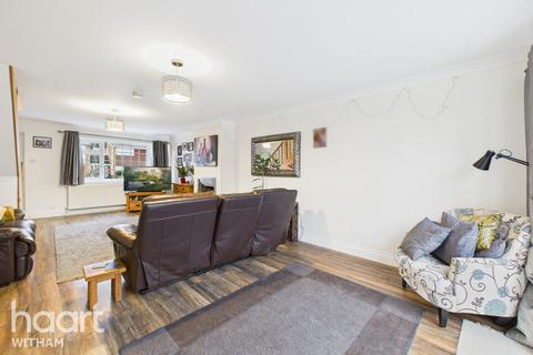 4 bedroom end of terrace house for sale, Cherry Tree Rise, Witham