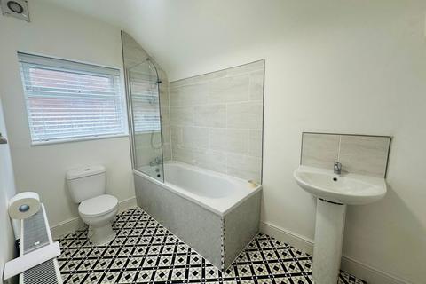 3 bedroom semi-detached house to rent, Stockton Road, Hartlepool TS25