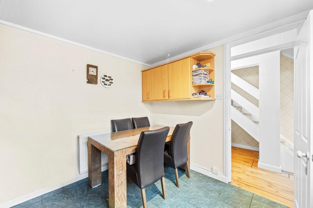 Kitchen/Dining