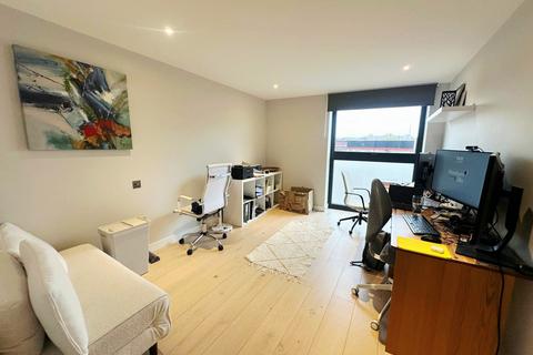 2 bedroom flat to rent, Homestead Heights, Tottenham Lane, Crouch End, N8