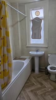 3 bedroom terraced house for sale, Smithies Road, London SE2