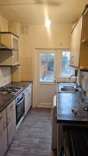 3 bedroom terraced house for sale, Smithies Road, London SE2