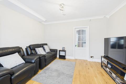 2 bedroom terraced house for sale, Whitby Road, Ruislip HA4