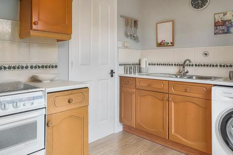 2 bedroom semi-detached house for sale, Cardinal Close, Rossington, DN11