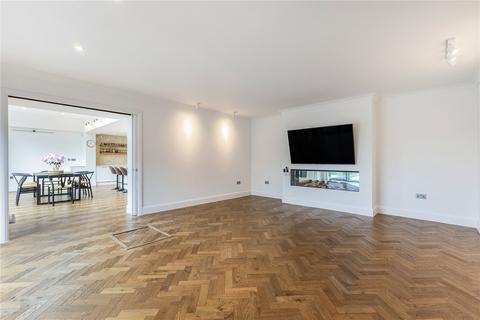 undefined, Bedford Street, Woburn, Milton Keynes, Bedfordshire, MK17