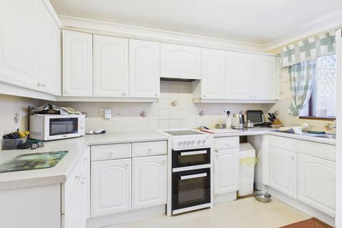 3 bedroom end of terrace house for sale, Montserrat Road, Basingstoke, RG24