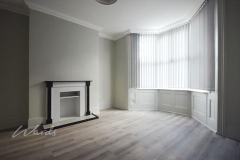 3 bedroom end of terrace house to rent, Vale Road Ramsgate CT11