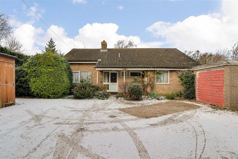 3 bedroom detached bungalow for sale, Hemingford Road, Cambridge CB1