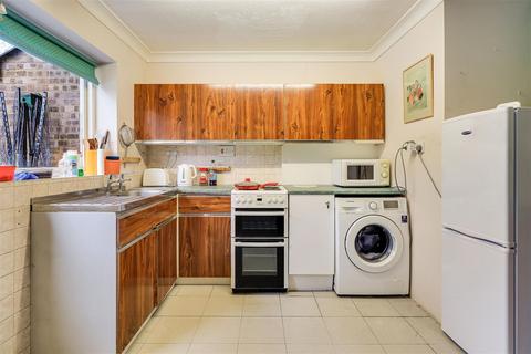3 bedroom detached bungalow for sale, Hemingford Road, Cambridge CB1