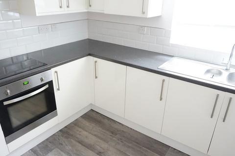 2 bedroom flat to rent, Flat 1, 46 Albany Street, Hull, HU3 1PL