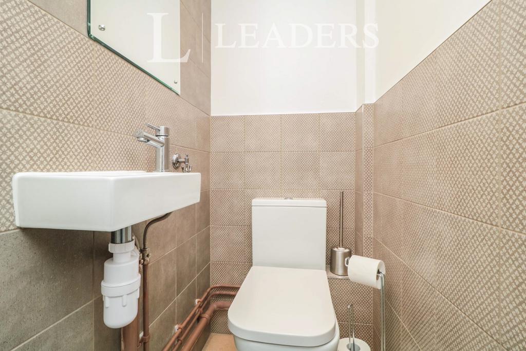 7 wc