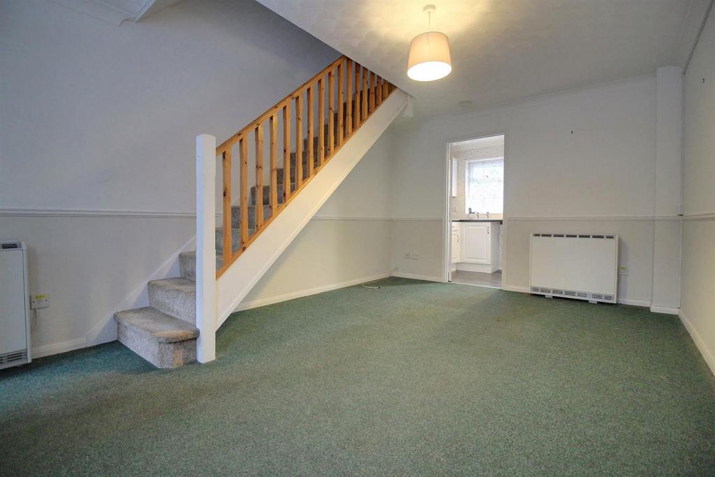 Living room 2.jpg