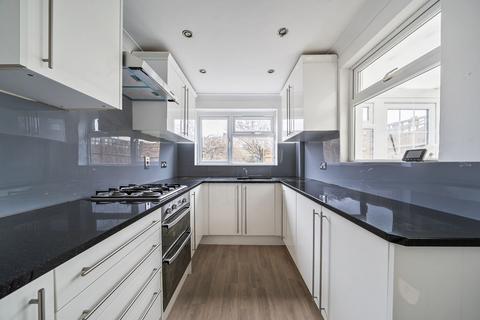 2 bedroom semi-detached house to rent, Great Brooms Road, Tunbridge Wells, TN4