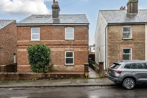 2 bedroom semi-detached house to rent, Great Brooms Road, Tunbridge Wells, TN4