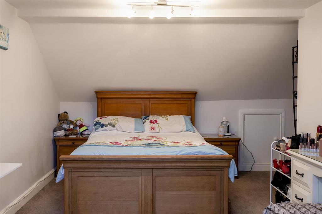50 Nunthorpe Road 2.jpg