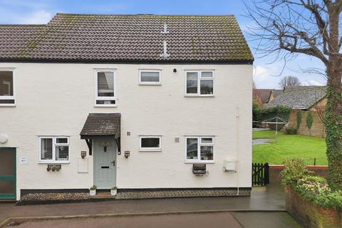 2 bedroom flat for sale, Ongar Road, Abridge, Romford