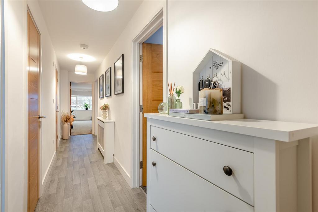8674495-interior14.jpg