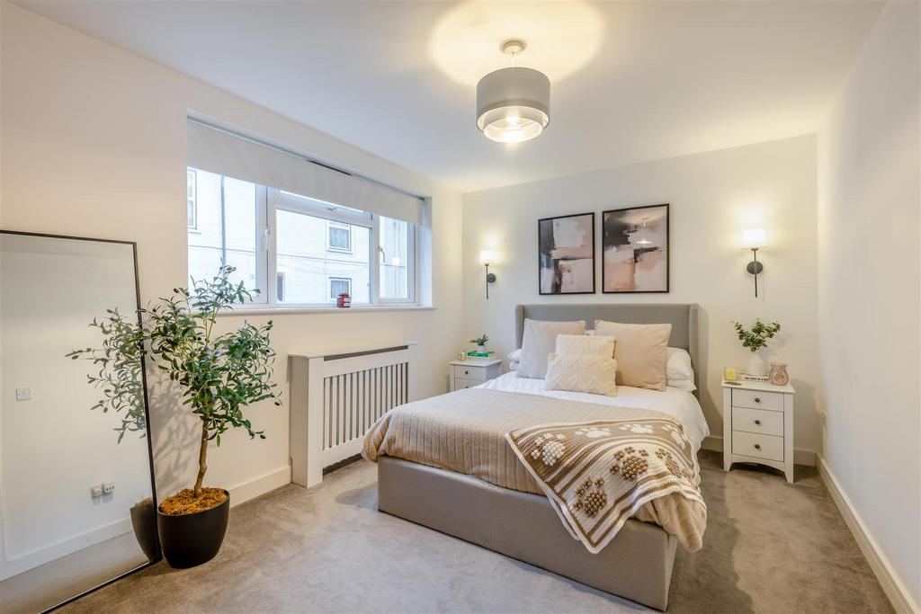 8674495-interior16.jpg