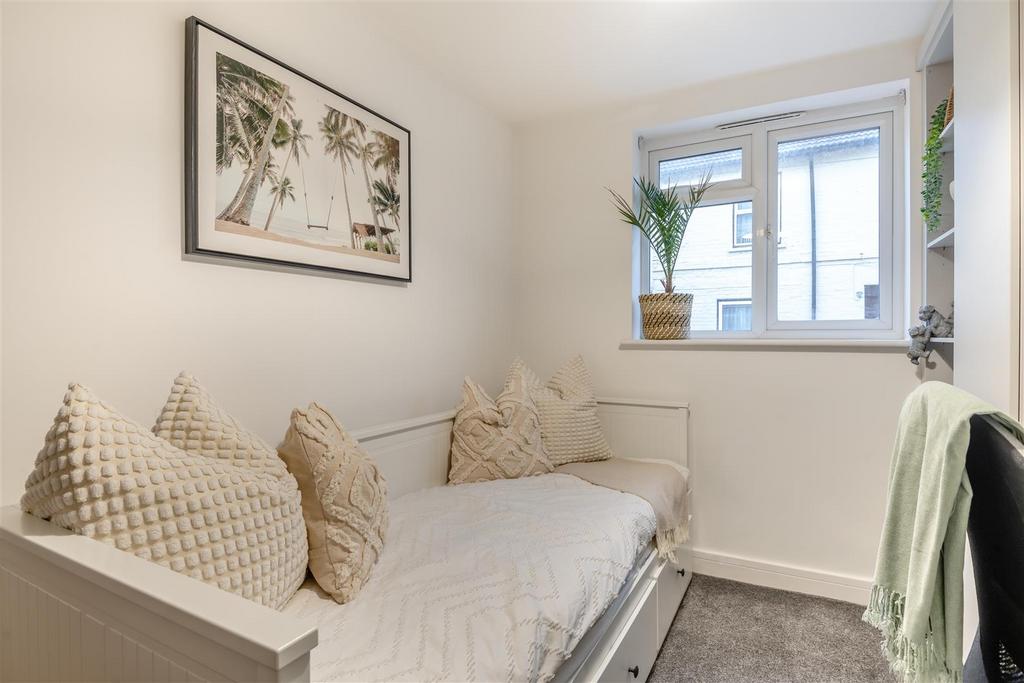 8674495-interior05.jpg