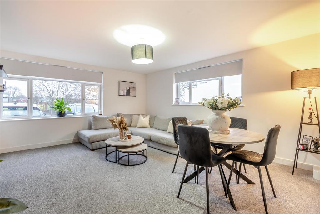 8674495-interior09.jpg