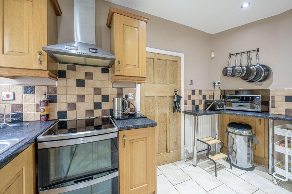 Kitchen 2