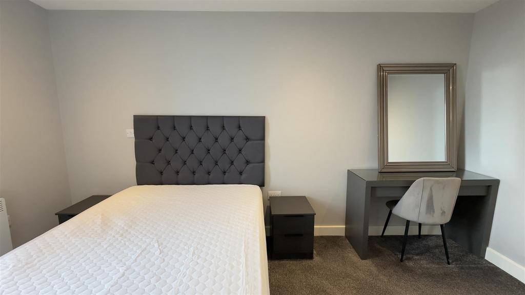 Bedroom 04.png