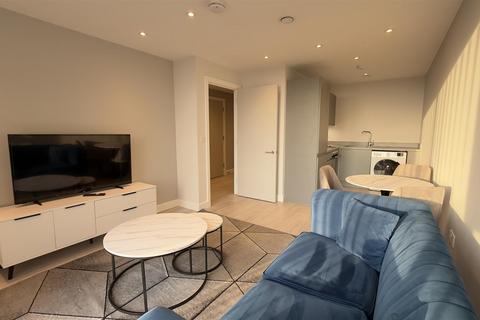1 bedroom apartment to rent, 84 Oldfield road, Salford