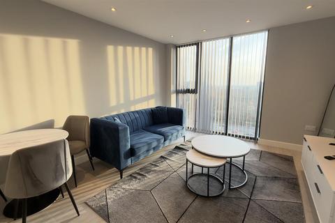 1 bedroom apartment to rent, 84 Oldfield road, Salford
