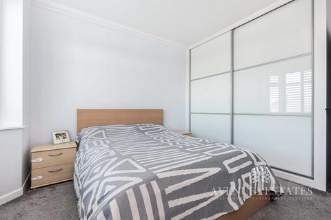 3 bedroom bungalow for sale, Wakefield Avenue, Bournemouth BH10